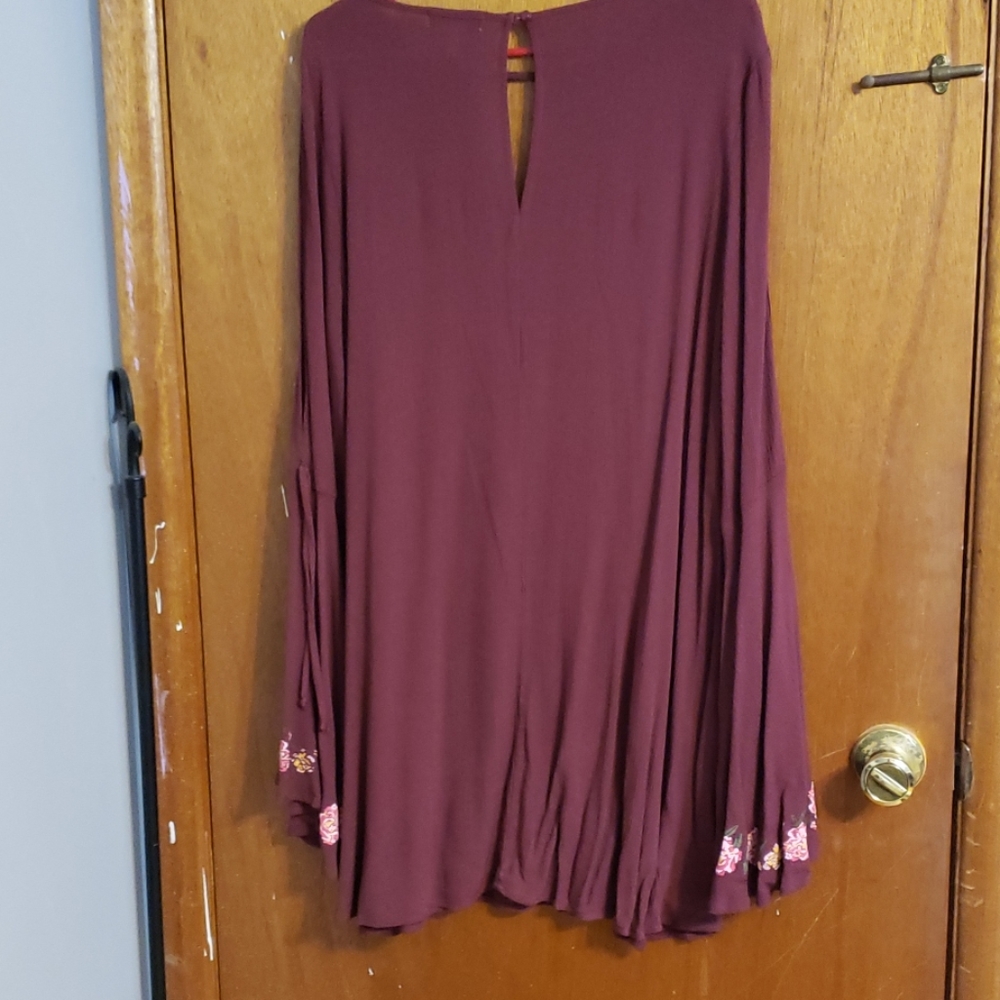 Dress - Picture 4 of 4